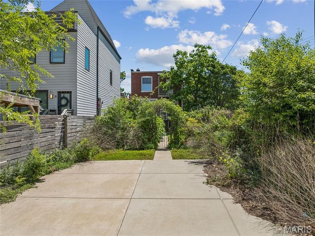 4349 Gibson Avenue, St Louis, MO 63110