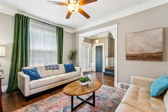 4349 Gibson Avenue, St Louis, MO 63110