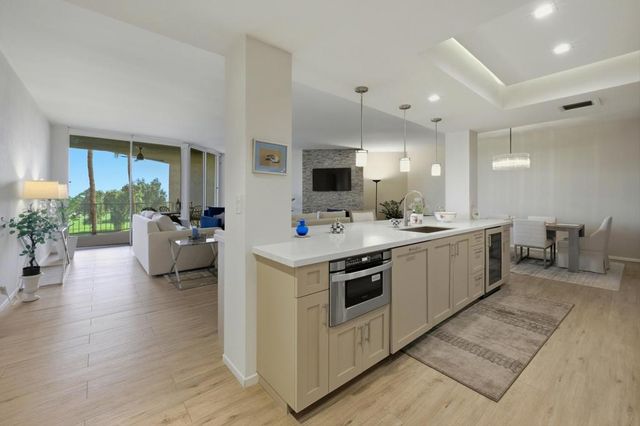 900 Island Drive 607, Rancho Mirage, CA 92270