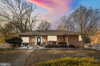 610 KINGS HWY, Fredericksburg, VA 22405