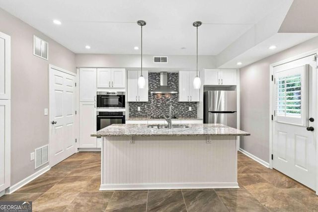 108 Mountain View Road NW, Marietta, GA 30064