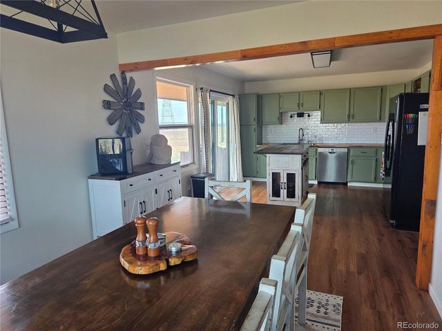 1045 E Jaroso Dr, Pueblo West, CO 81007