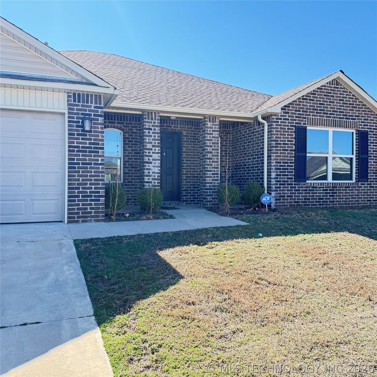 7510 E 159th Street S, Bixby, OK 74008