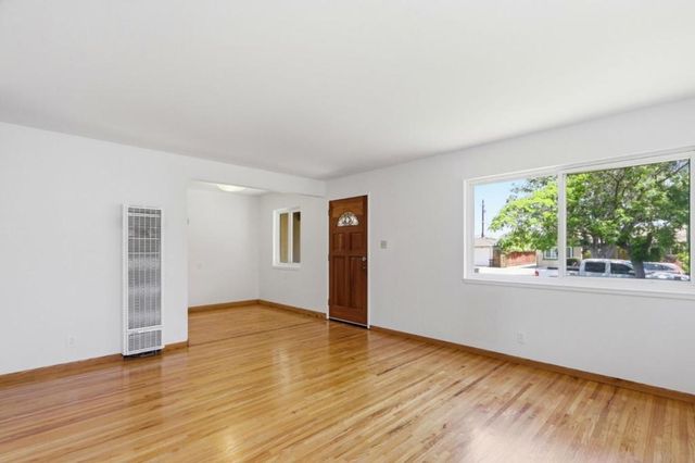 5273 Amelia Drive, San Jose, CA 95118