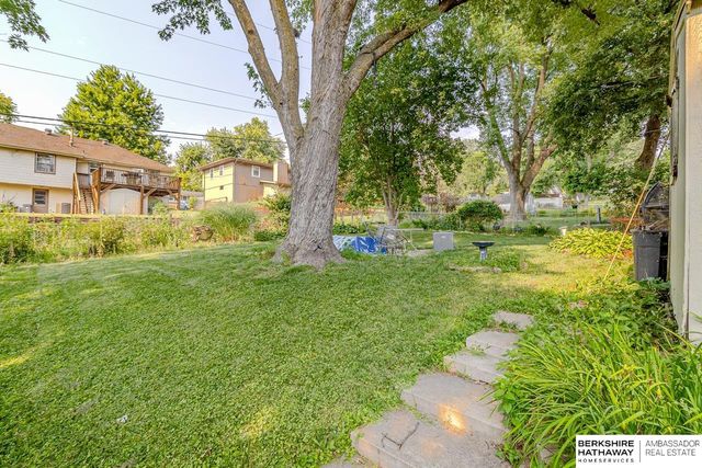 9624 Ames Avenue, Omaha, NE 68134