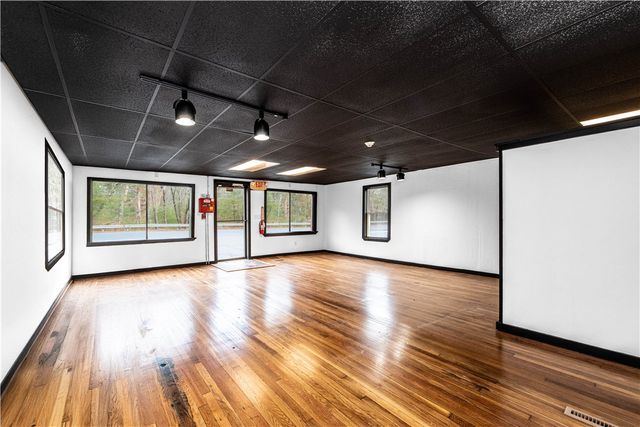 120 Danielson Pike, Foster, RI 02825