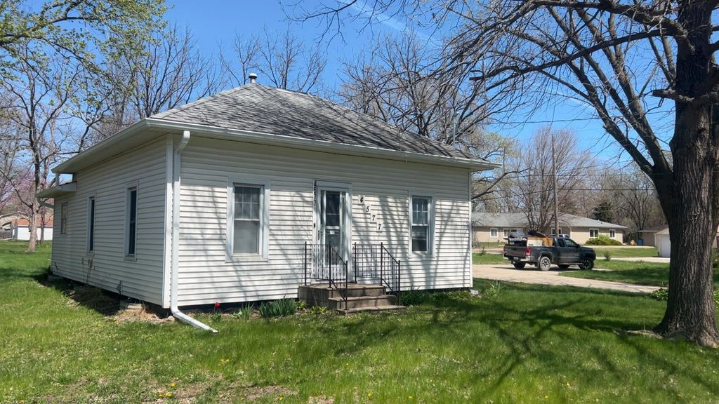 4577 Lafayette Road, Evansdale, IA 50707