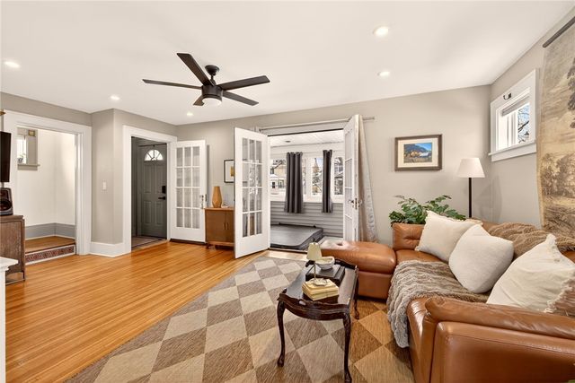 350 Farmington Road, Rochester, NY 14609