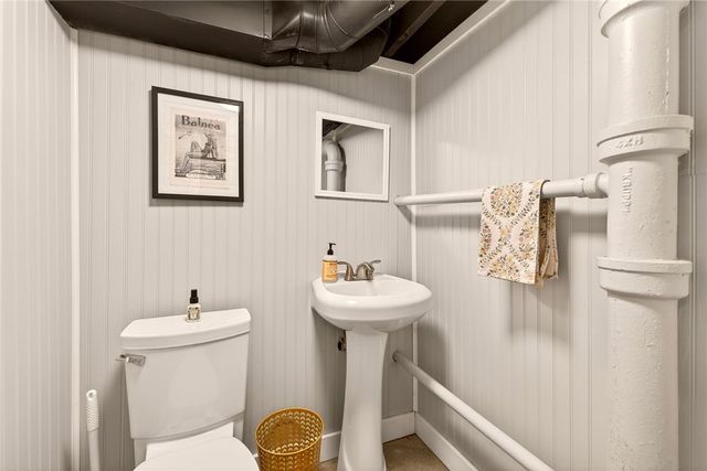 350 Farmington Road, Rochester, NY 14609