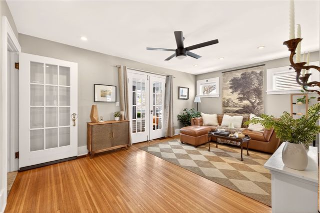 350 Farmington Road, Rochester, NY 14609