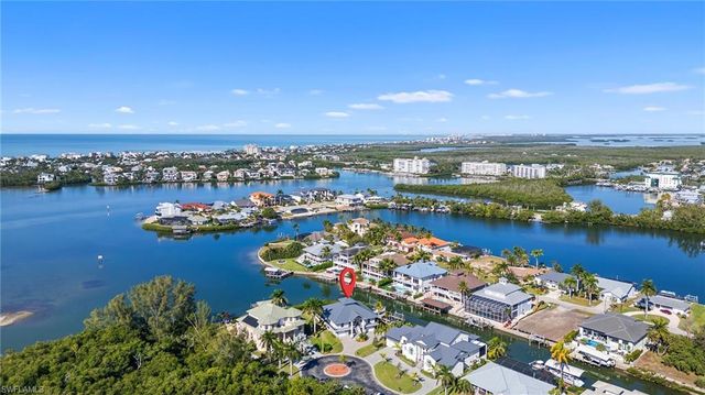 235 Dolphin Cove CT, Bonita Springs, FL 34134