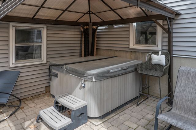 169 Main Street, Atkinson, NH 03811