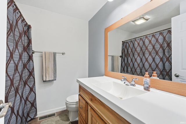 105 Bridgeton Court, Fort Wayne, IN 46819