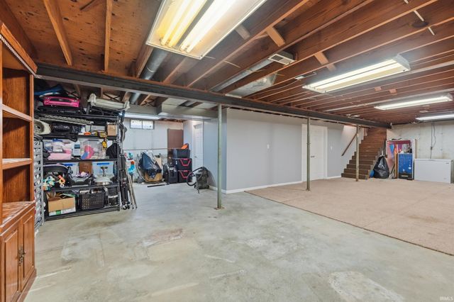 105 Bridgeton Court, Fort Wayne, IN 46819
