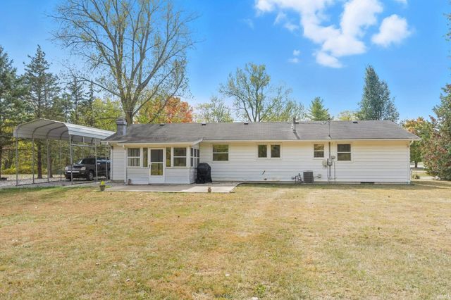 105 Bridgeton Court, Fort Wayne, IN 46819