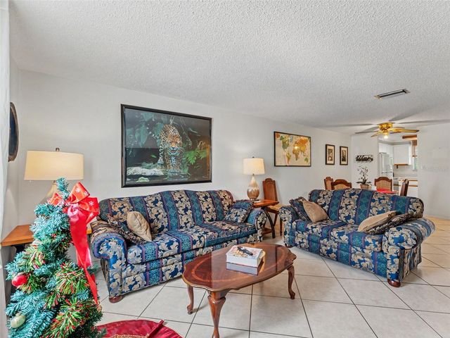 6340 E PROVIDENCE CIRCLE 204, New Port Richey, FL 34652