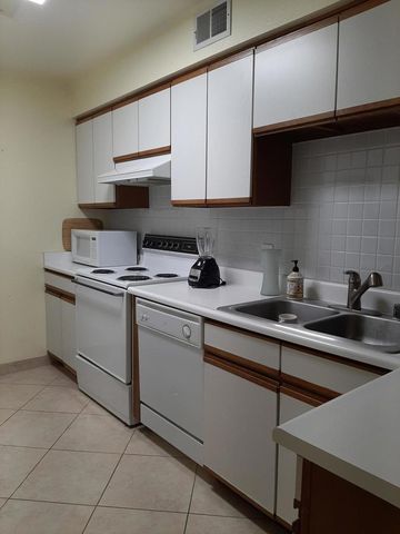 1100 E Amado Road 14d1, Palm Springs, CA 92262