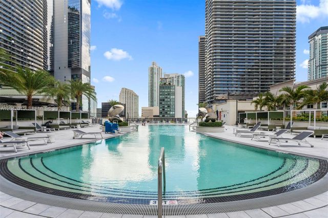 999 SW 1st Avenue 2015, Miami, FL 33130