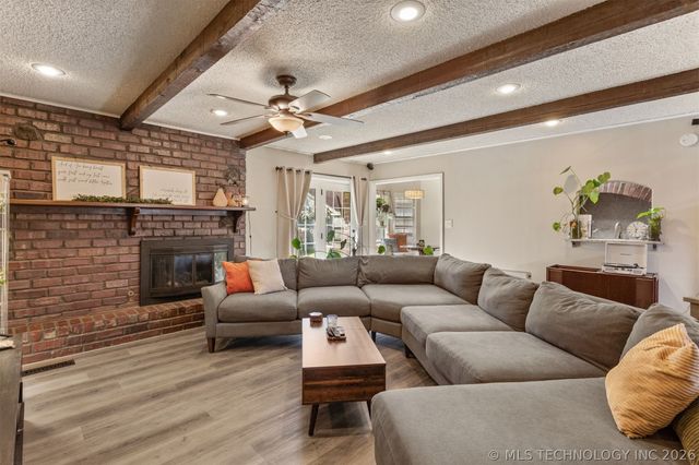 7634 E 58th Place, Tulsa, OK 74145