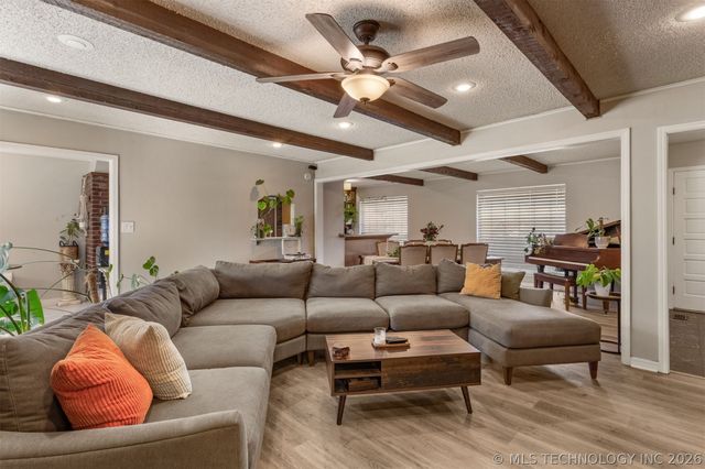 7634 E 58th Place, Tulsa, OK 74145