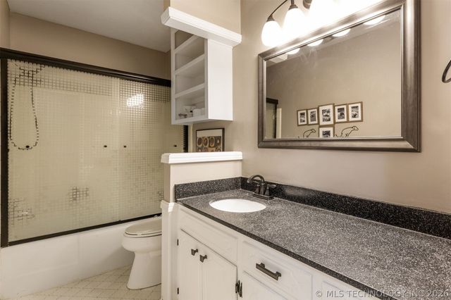 7634 E 58th Place, Tulsa, OK 74145