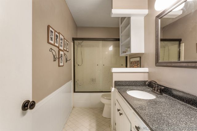 7634 E 58th Place, Tulsa, OK 74145