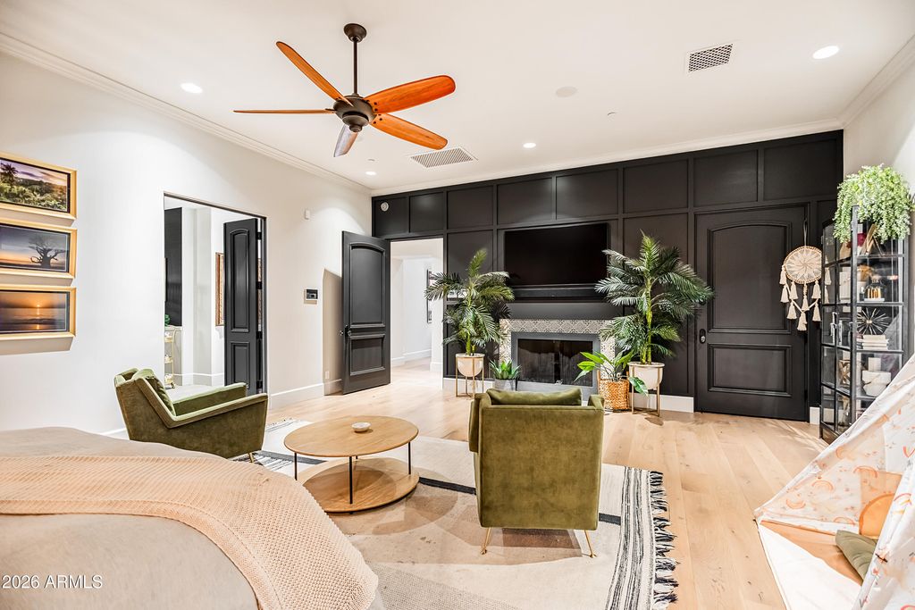 Image 20 of property listing at 10104 E GARY Road, Scottsdale, AZ 85260