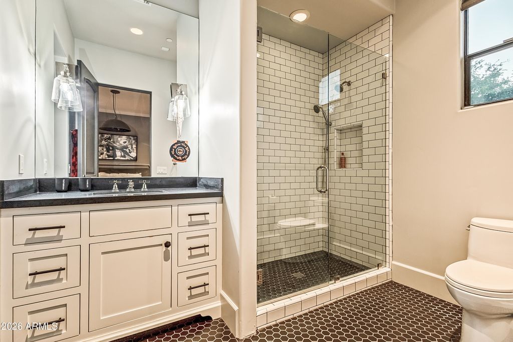 Image 30 of property listing at 10104 E GARY Road, Scottsdale, AZ 85260