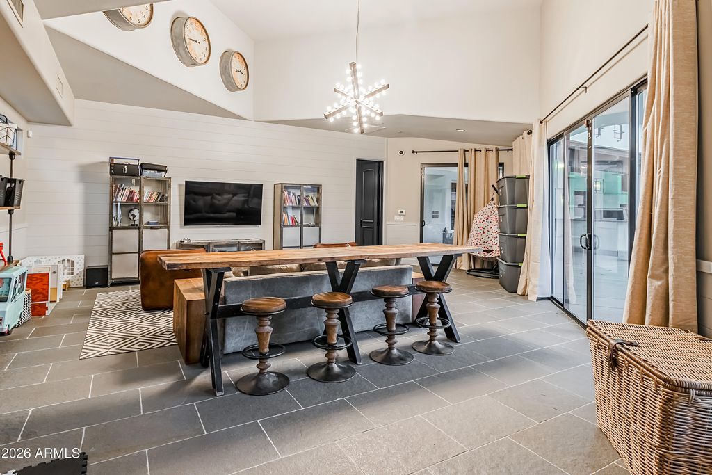 Image 34 of property listing at 10104 E GARY Road, Scottsdale, AZ 85260