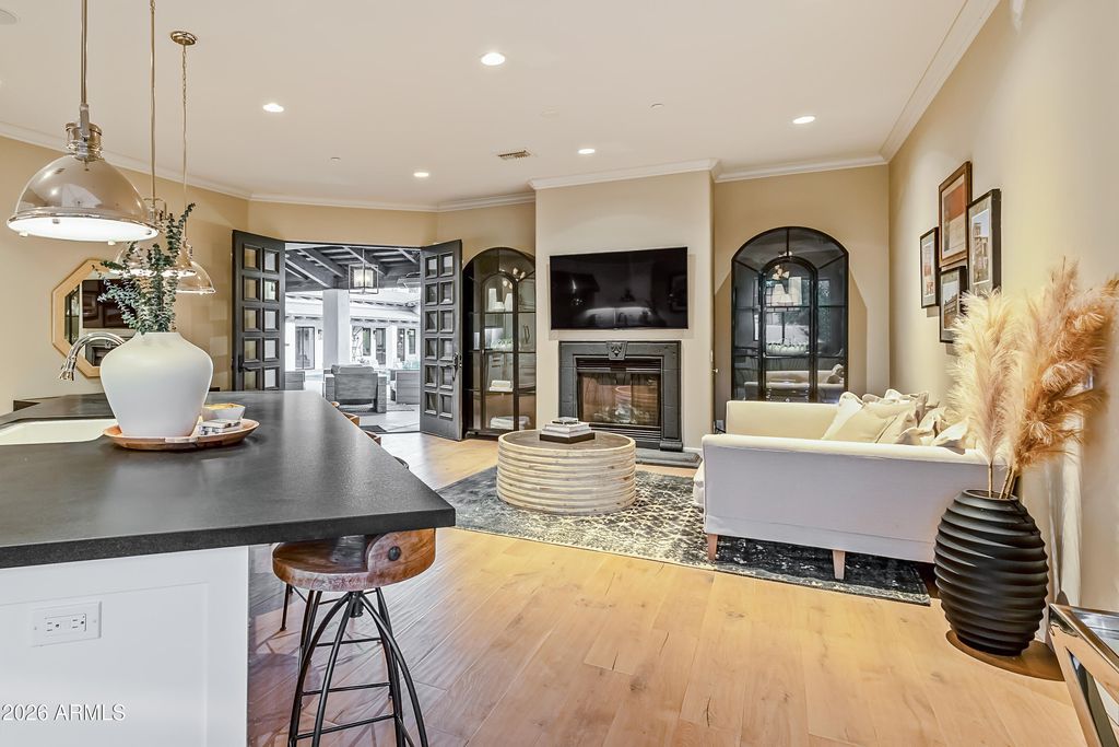 Image 36 of property listing at 10104 E GARY Road, Scottsdale, AZ 85260