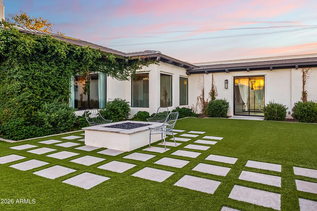 Image 52 of property listing at 10104 E GARY Road, Scottsdale, AZ 85260