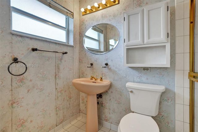 19830 SW 92nd Ave, Cutler Bay, FL 33157