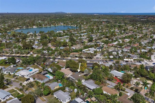 19830 SW 92nd Ave, Cutler Bay, FL 33157