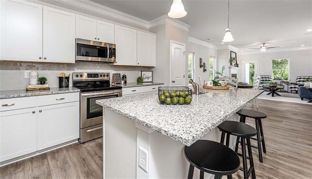 202 Rory Drive, Calhoun, GA 30701
