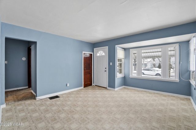 576 W Ashton Avenue, Lima, OH 45801