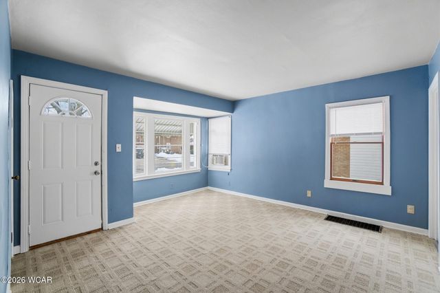 576 W Ashton Avenue, Lima, OH 45801