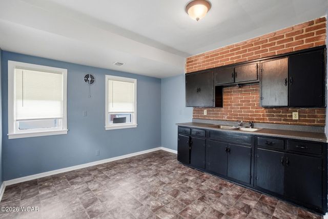 576 W Ashton Avenue, Lima, OH 45801