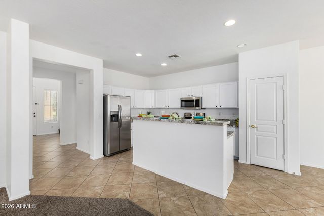 3784 E CHICKADEE Road, Gilbert, AZ 85297