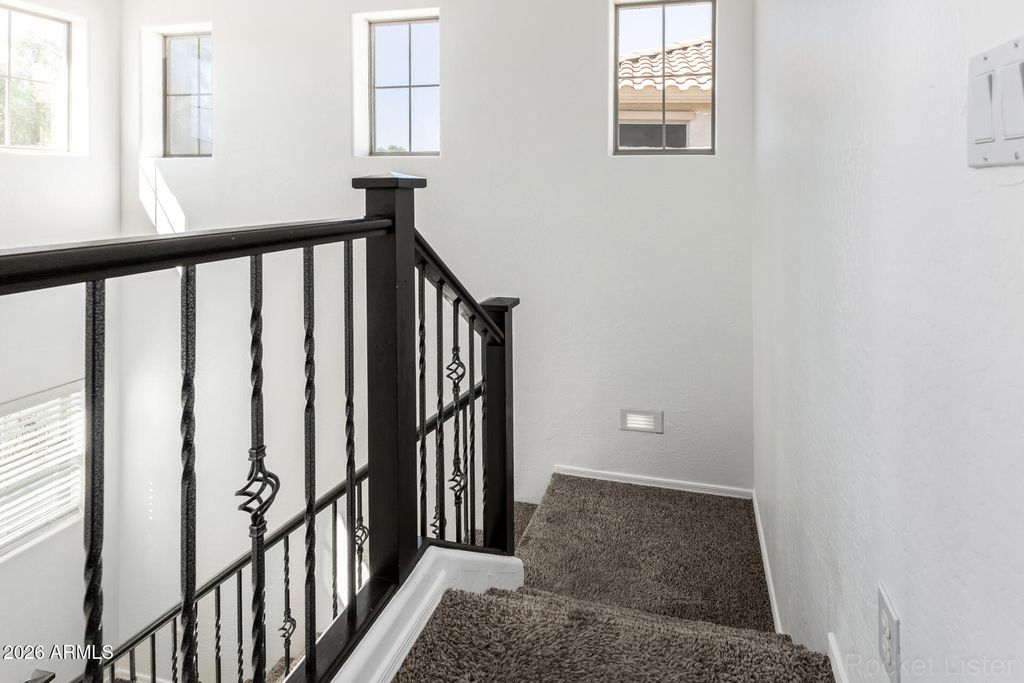 Image 15 of property listing at 3784 E CHICKADEE Road, Gilbert, AZ 85297