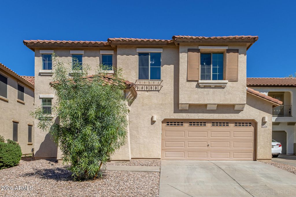 Image 2 of property listing at 3784 E CHICKADEE Road, Gilbert, AZ 85297