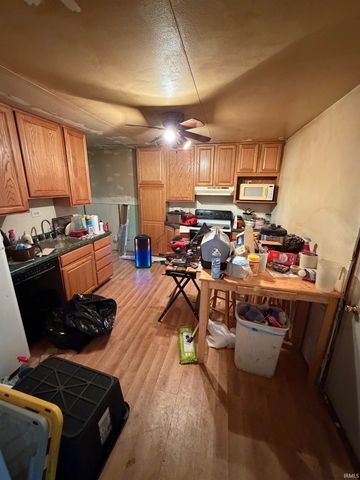 902 Houston Drive, New Haven, IN 46774