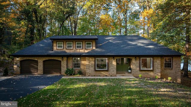 4386 LAKEWOOD DR, Warrenton, VA 20187