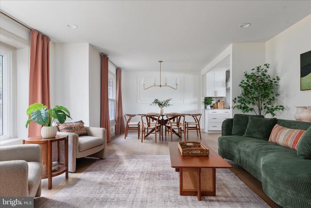 4386 LAKEWOOD DR, Warrenton, VA 20187