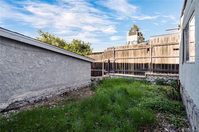 10358 Las Lunitas Avenue, Tujunga, CA 91042