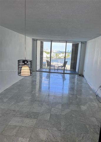 1865 79th St Cswy 15G, North Bay Village, FL 33141