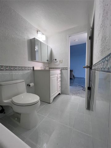 1865 79th St Cswy 15G, North Bay Village, FL 33141