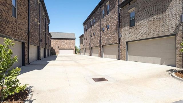 9221 RA Young Jr Drive, Fort Smith, AR 72916