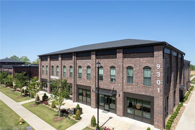 9221 RA Young Jr Drive, Fort Smith, AR 72916