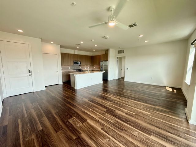 7450 Coronado Avenue 504, Dallas, TX 75214