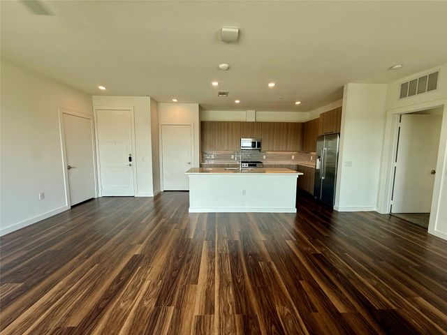 7450 Coronado Avenue 504, Dallas, TX 75214